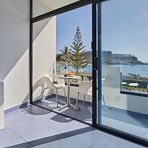 https://lovely-view.in-canary-islands.com